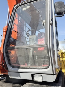 Excavatrice d'occasion Hitachi EX100WD 10 tonnes, pelle sur pneus d'occasion, haute qualité, d'origine, excellentes performances - Product Image 4