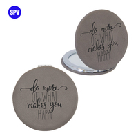 Miroir compact personnalisé en similicuir gravé au laser pour cadeau de demoiselle d'honneur, idéal pour les voyages et le maquillage