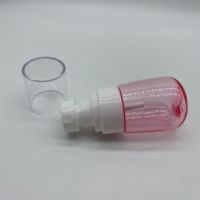 Flacon pulvérisateur cosmétique de luxe en PET rose transparent de 30 ml, 50 ml, 60 ml, 100 ml avec pompe à brume fine sérigraphiée