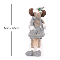 Figurine de renne en peluche grise de 16 pouces avec écharpe tricotée et chapeau à bois de cerf, décoration de Noël pour cheminée, prête à la vente