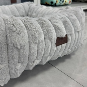 Kaymaz Tabanlı, Dayanıklı, Yumuşak, Rahatlatıcı, Dikdörtgen, Yıkanabilir, Ortopedik Köpek Yatağı - Product Image 5