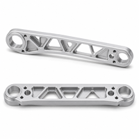 Bras robotisé en aluminium avec trous d'extrémité et armatures diagonales, liaison usinée CNC sur mesure pour assemblages mécaniques articulés
