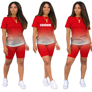 Tenues d'été 2024 Logo personnalisé Ensembles pour femmes Dégradé 2 pièces Manches courtes Décontracté Ensemble deux pièces Pantalon <span class=keywords><strong>court</strong></span> Vêtements pour femmes - Product Image 2