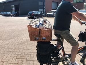 Cestino per bici per cani <span class=keywords><strong>nero</strong></span> intrecciato a mano cestino per bicicletta in rattan cestino per bicicletta posteriore in <span class=keywords><strong>vimini</strong></span> per cani - Product Image 5