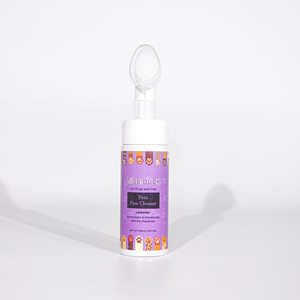 Detergente Schiumogeno per <span class=keywords><strong>Zampe</strong></span> di Animali Domestici con Spazzola, Camomilla, Aloe Vera, Menta, Miele di Manuka, Lavanda per Cani e Gatti 150ml, Etichetta Privata OEM - Product Image 4