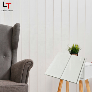 Panel de Techo de <span class=keywords><strong>PVC</strong></span> Decorativo de Diseño Personalizado Económico y Duradero, Tablero Blanco Brillante para Techo - Product Image 2