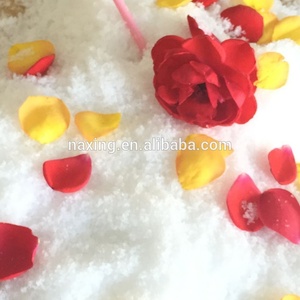 Polvo de Nieve Artificial Mágico Premium Ecológico, No Tóxico, para Decoración de Árboles de Navidad, Invierno - Product Image 6