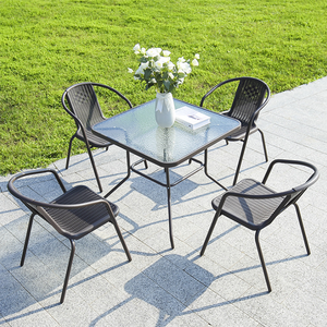 Meubles <span class=keywords><strong>de</strong></span> <span class=keywords><strong>jardin</strong></span> pliables d'extérieur Prix ​​bas Chaises et tables <span class=keywords><strong>de</strong></span> salle à manger en <span class=keywords><strong>plastique</strong></span> <span class=keywords><strong>de</strong></span> café avec parasol imperméable Pare-soleil - Product Image 2