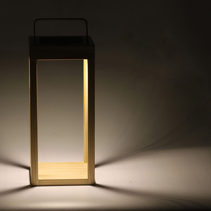 Năng lượng mặt trời ngoài trời Vườn treo đèn Lồng sân sau sàn chiếu sáng LED Pathway chiếu sáng Dễ dàng cài đặt khung gỗ phong cách thiên nhiên - Product Image 6