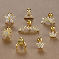 Modernos Pendientes de Cartílago Chapados en Oro de 18K con Circonitas Cúbicas de Varios Estilos (Estrella/Luna/Flor/Corazón) con Cierre de Rosca para Piercing Helix