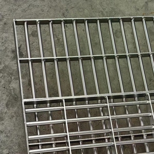 Industriële loopplaat geperforeerde plaat gepolijste fabrieksmatig geverfde verzinkte stalen rooster duurzaam anti-corrosie - Product Image 2
