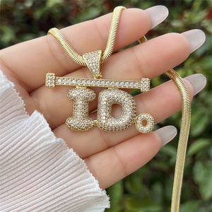 Collana Serie Religiosa Dio della Morte in Rame Placcato Oro 18K con Zirconio Elettroplaccato - Stile Classico Minimalista - Product Image 5