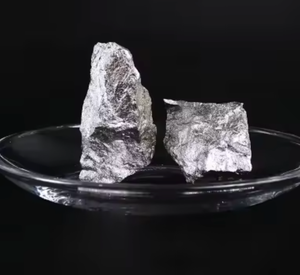 Ferro-niobium de haute qualité en blocs, prix FeNb 65 Min Nb, pour la fusion - Product Image 6