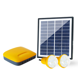 Système d'éclairage solaire domestique avec batterie LiFePO4 6000 mAh pour usage intérieur et extérieur, 2 ampoules LED, câble de charge USB 5 en 1 pour usage quotidien - Product Image 3