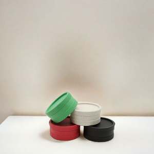 Molino de Hierbas Manual Biodegradable de 2 Capas con Forma de Rombo, 55 mm, Personalizable al por Mayor - Product Image 3