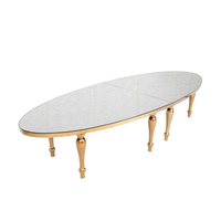 Tables en or blanc pour les buffets de mariage et la restauration