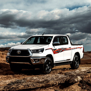 Nuovi Adesivi Laterali in PVC per Auto, Personalizzabili con <span class=keywords><strong>Logo</strong></span> Grafico Moderno e Strisce per Hilux Double Cab 2025 - Product Image 1