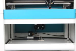 Machine de découpe laser CNC mini 40x60 cm pour tissus, plastique, bois et acrylique, fabrication Ouzbékistan, garantie qualité 2 ans - Product Image 2