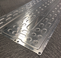 Plaque froide de liquide de tôle de liaison de rouleau d'aluminium légère pour la batterie