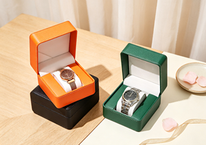 Boîte à montres haut de gamme XINYUAN BGE-01 en similicuir, base rigide, structure à ouverture rabattable, doublure en flanelle blanche douce, boîte magnétique - Product Image 5
