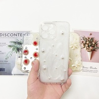 Coque de téléphone portable tendance 3D nœud papillon pour 13 Pro avec design antichoc en TPU époxy crème ondulé