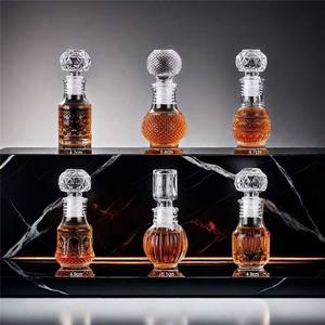 Luxury <strong>Mini</strong> Empty 50ml 100ml Decanter Vodka Glass Liquor Wine Spirit <strong>Bottle</strong> with Lid for Brandy Whisky - Product Image 6