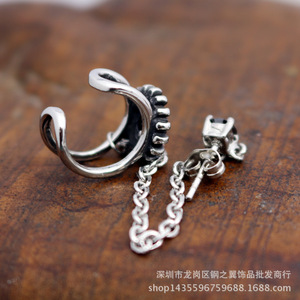 Yunnique Boucles d'oreilles tendance en acier inoxydable, forme fleur, manchette à clip avec chaîne et serti clos, pour femmes et hommes, style japonais et coréen - Product Image 2