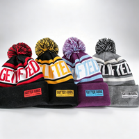 Bonnet d'hiver tricoté à revers, personnalisé, à rayures, avec pompon et étiquette, style OEM