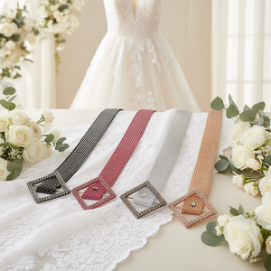 Cintura con Fibbia Quadrata e Strass 3x120cm, Accessorio per Abito da Sposa - Product Image 3