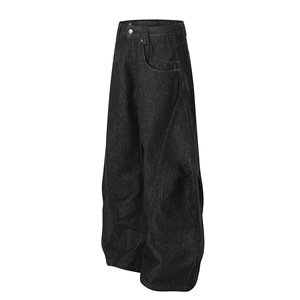 Jean évasé rétro déstructuré en denim noir délavé pour homme, style streetwear, coupe ample, modèle Machete - Product Image 3