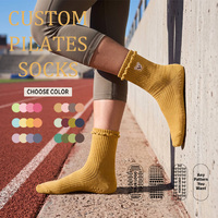 Chaussettes de yoga personnalisées en dentelle de haute qualité avec semelle en silicone, chaussettes de sport en coton doux antidérapantes pour le Pilates