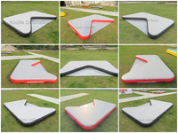 Plate-forme flottante gonflable en forme de V de vente chaude commerciale