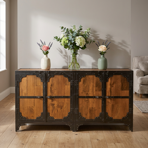 Buffet de rangement industriel en bois avec armoire à buffet métallique intégrée, 4 portes, artisanat indien, meubles pour hôtel et salon - Product Image 1