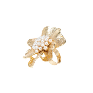 Bague en alliage d'or avec fleurs empilées irrégulières et perles imitées, tendance pour femme, accessoire de fête réglable - Product Image 6