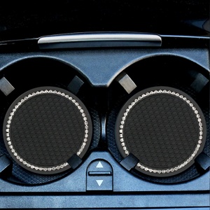 Posavasos Antideslizante para Coche, Universal, Redondo de 2.75 Pulgadas, Moderno, Material de PVC Seguro - Product Image 3