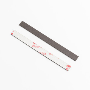 نيودميوم مخصص مطاط مغناطيسي قطاع الشريط الجانبي المزدوج مرنة شريط ممغنط مع الذاتي لاصق شريط ممغنط - Product Image 4