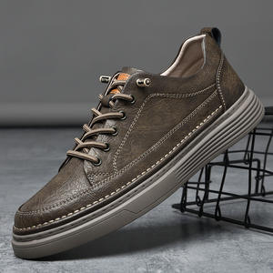 Chaussures de sport d'extérieur quatre saisons pour hommes, en cuir véritable fait main, tendance mode, souples et respirantes, mocassins décontractés, vente chaude - Product Image 1