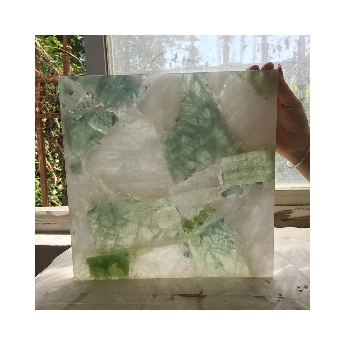 半透明の高級大理石の煙石英クリスタルストーンラミネートジェイド