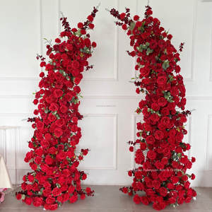 Colonnes florales artificielles de roses rouges romantiques, décorations réalistes de fausses fleurs <span class=keywords><strong>pour</strong></span> cérémonies de mariage, élégantes décorations d'entrée <span class=keywords><strong>pour</strong></span> événements - Product Image 1