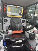 Mini-chargeuse compacte XC7-SV12 de 3,5 tonnes parfaitement fonctionnelle avec une capacité de godet de 0,6 m³