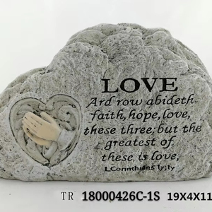 Pietra commemorativa in poliresina su misura con motivo animale per un ricordo personalizzato - Product Image 2