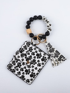 Nuevo Estilo Llavero de Pulsera con Cuentas, Bolso Pequeño para Dama, Funda para Tarjeta de Autobús de Estudiante, Colgante de PU con Flecos - Product Image 1