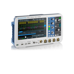 Oscilloscope numérique portable à quatre canaux R&S Rohde & Schwarz RTA4004, bande passante de 200 MHz, échantillonnage de 5 GSa/s - Product Image 2