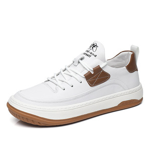 Zapatillas de deporte blancas de piel de vaca personalizadas para hombre, zapatos transpirables de una pieza a la moda con forro de malla de invierno con diseño de payaso de cabeza torcida - Product Image 6