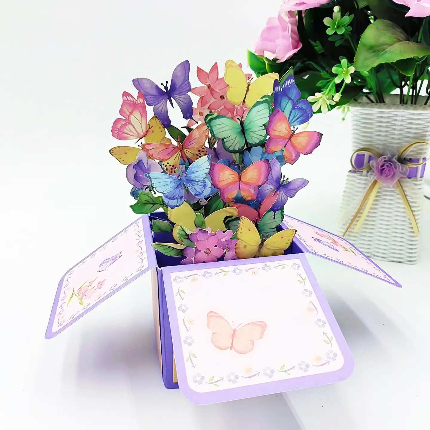 Zeecan Hochwertige Schmetterling und Blumen Pop-up-Karte Großhandel 3D Pop-up-Karten Mutter Geschenk Muttertag Geschenk Idee Grußkarten