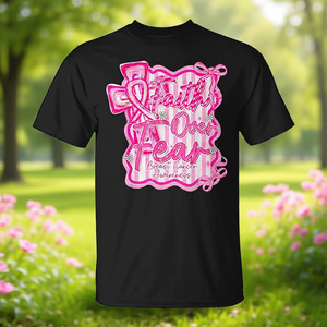 Camiseta con lazo rosa de concienciación sobre el cáncer de mama, Fe sobre Miedo - Product Image 3