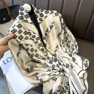 Wholesale Famous Brand Long Women Fashion Scarf Summer Muslim Hijabs Ladies Hair Accessories Woman Shawls