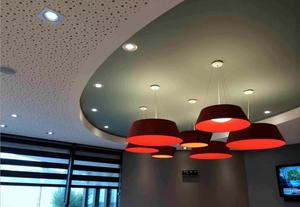 Piastrelle per Controsoffitto in Gesso Perforato Fonoassorbente 12mm Connessione Senza Giunture Forma Quadrata Pannelli in <span class=keywords><strong>Cartongesso</strong></span> per Decorazione - Product Image 4