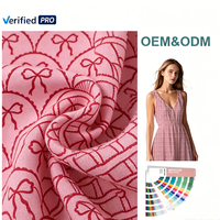 Tissu en microfibre imprimé floral rose pâle, écologique, biologique, de poids moyen, confortable pour les vêtements