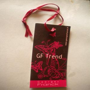 Etiquetas ecológicas para marcas de ropa hechas de papel reciclado con impresión personalizada y hilo natural para etiquetas de moda. - Product Image 1